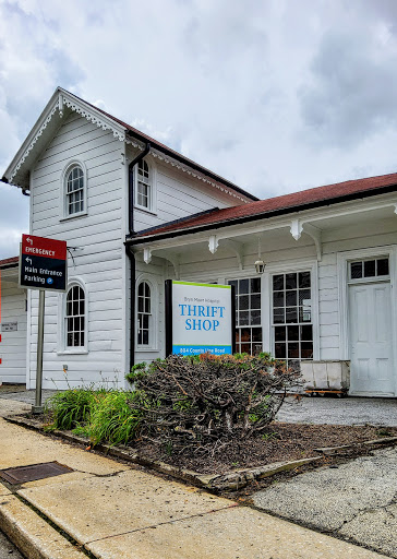 Thrift Store «Bryn Mawr Hospital Thrift Shop», reviews and photos, 804 County Line Rd, Bryn Mawr, PA 19010, USA