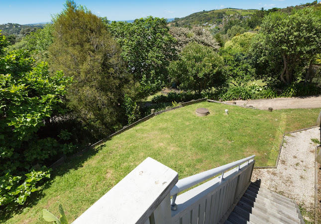 Comments and reviews of Tiri Cottage - Waiheke Unlimited