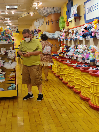 Shopping Mall «Kenwood Towne Centre», reviews and photos, 7875 Montgomery Rd, Cincinnati, OH 45236, USA