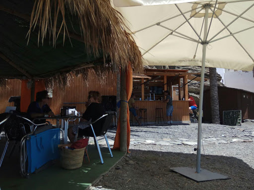 Información y opiniones sobre Chiringuito Las Rocas de La Rábita