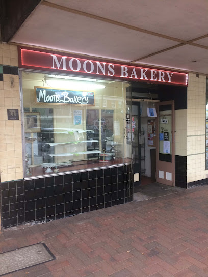 Moons bakery