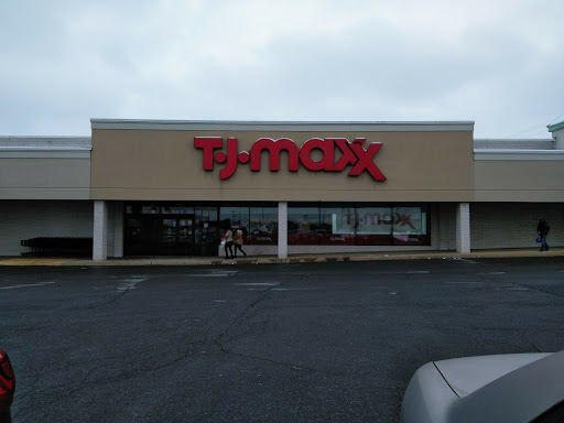 Department Store «T.J. Maxx», reviews and photos, 832 Plaza Blvd, Lancaster, PA 17601, USA