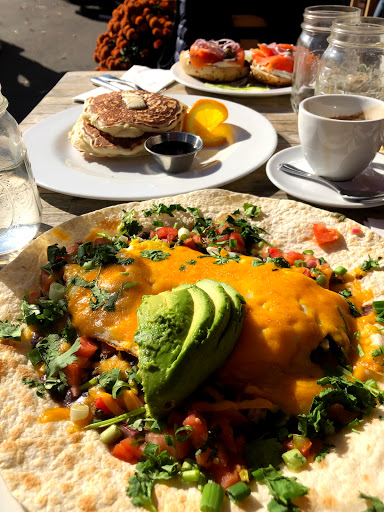 Traditional American Restaurant «Rosie», reviews and photos, 27 Elm St, New Canaan, CT 06840, USA