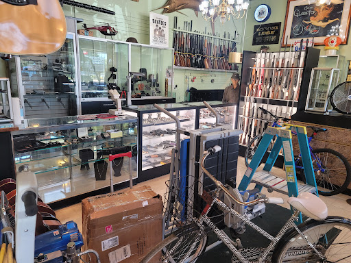 Pawn Shop «The PawnStore», reviews and photos, 3005 Douglas Ave, Des Moines, IA 50310, USA