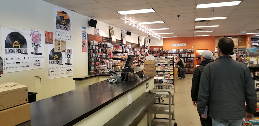 Record Store «Bull Moose», reviews and photos, 683 Hogan Rd, Bangor, ME 04401, USA