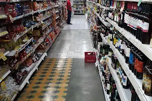 Kamal's Supermarket & Cambio image