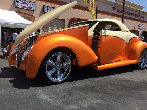 Los De Santiagos Auto Body image