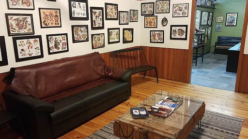 Tattoo Shop «Revolver Tattoo», reviews and photos, 43 Easton Ave B, New Brunswick, NJ 08901, USA