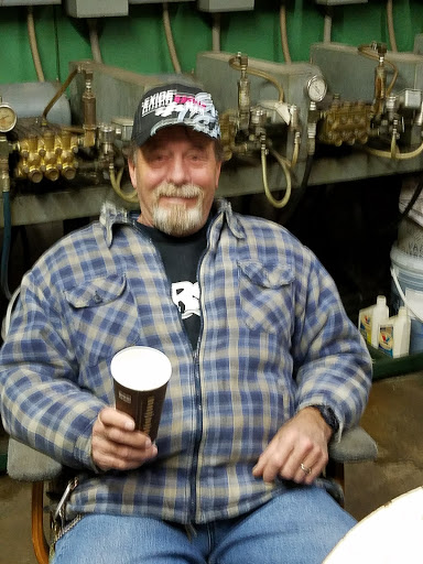 Car Wash «Four Seasons Car Wash», reviews and photos, 2160 S Breiel Blvd, Middletown, OH 45044, USA