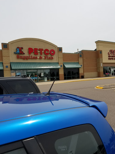 Pet Supply Store «Petco Animal Supplies», reviews and photos, 8010 Wedgewood Ln N, Maple Grove, MN 55369, USA