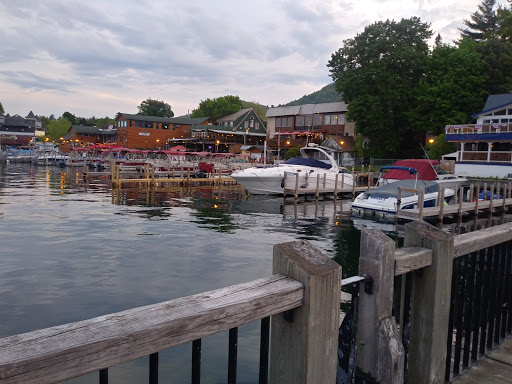 Pub «King Neptunes Pub and Night Club», reviews and photos, 1 Kurosaka Ln, Lake George, NY 12845, USA