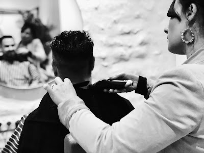 L'Atelier coiffure d'emeline à Sablons-sur-Huisne