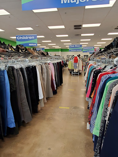Thrift Store «Goodwill Store & Donation Center», reviews and photos, 766 Lancaster Ave, Berwyn, PA 19312, USA