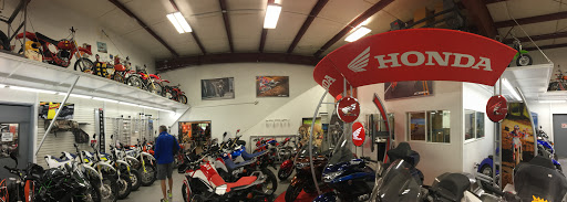 Motorcycle Dealer «MotoSport Hillsboro», reviews and photos, 809 NE 28th Ave, Hillsboro, OR 97124, USA
