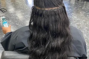 Alluring Illusions Hair Braiding & Weaving Bar image