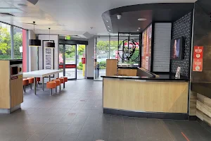 KFC Kew image