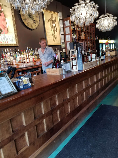 Liquor Store «Lush Wine & Spirits», reviews and photos, 1412 W Chicago Ave, Chicago, IL 60642, USA