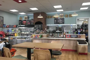 Dee Dee's Family Cafe image