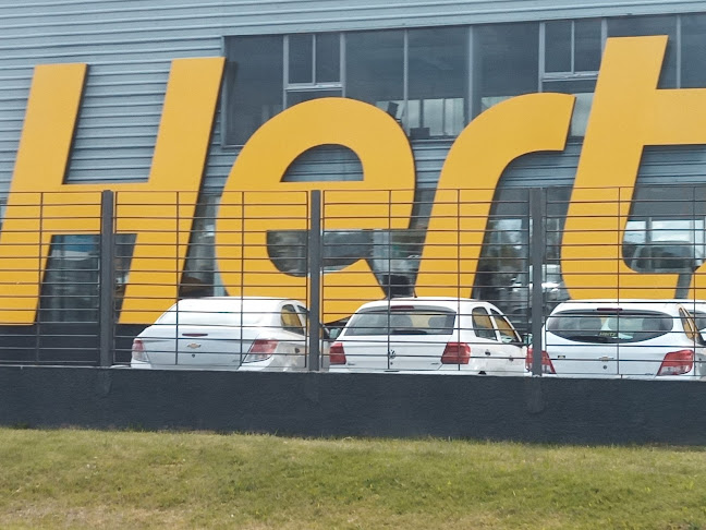 Opiniones de Hertz Rent a Car (Oficina de Administración) en Canelones - Agencia de alquiler de autos