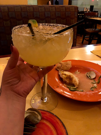 Mexican Restaurant «Hot Tamale Mexican Grill and Bar», reviews and photos, 39 New Haven Rd, Seymour, CT 06483, USA