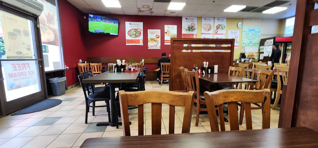 Hot Bowl Noodles 90262