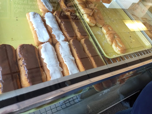 Donut Shop «Avon Donuts Inc», reviews and photos, 45324 Woodward Ave, Pontiac, MI 48341, USA