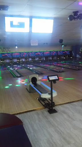 Bowling Alley «Conway Family Bowling Center», reviews and photos, 1010 E Oak St, Conway, AR 72032, USA