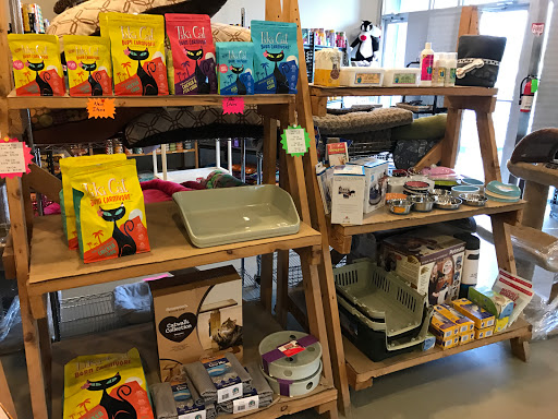 Pet Supply Store «Crunchies Natural Pet Foods», reviews and photos, 2421 Crofton Ln # 11, Crofton, MD 21114, USA