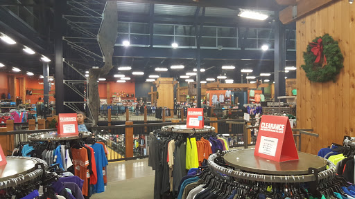 DICK'S Sporting Goods