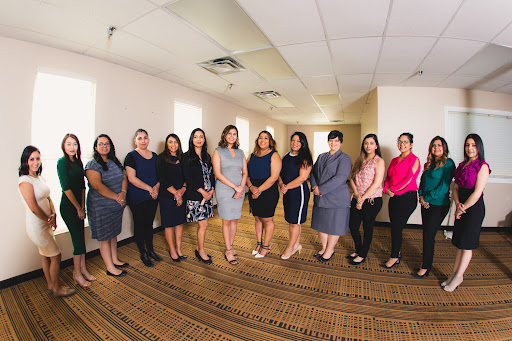 Immigration Attorney «Davis & Associates», reviews and photos