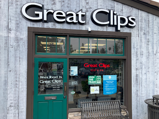 Hair Salon «Great Clips», reviews and photos, 5225 Canyon Crest Dr #35, Riverside, CA 92507, USA