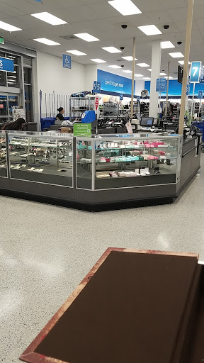 Clothing Store «Ross Dress for Less», reviews and photos, 902 Sepulveda Blvd, Harbor City, CA 90710, USA