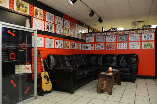 Tattoo Shop «Your Design Or Mine Tattoos», reviews and photos, 1993 Harrodsburg Rd, Lexington, KY 40504, USA