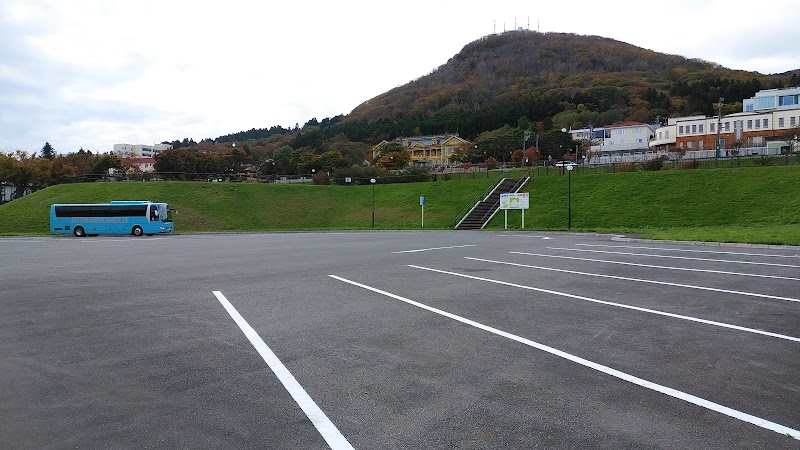 函館市元町観光バス駐車場