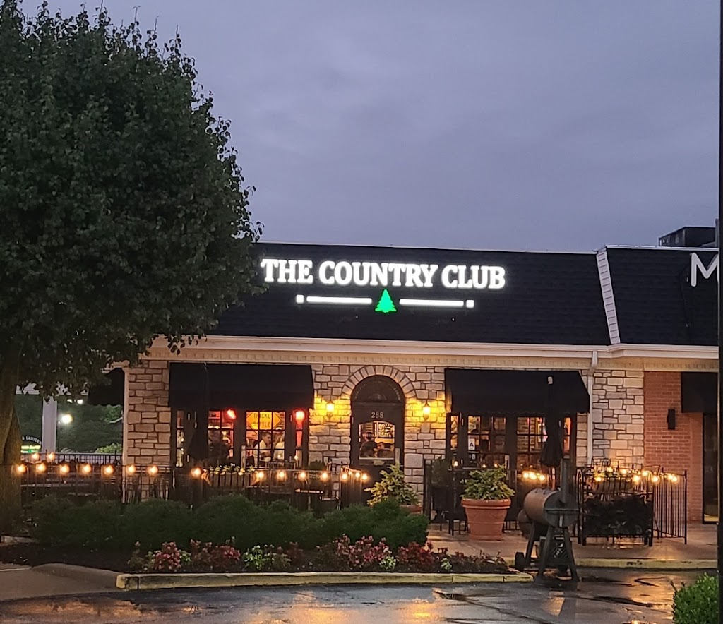 The Country Club Bar and Grill 63017