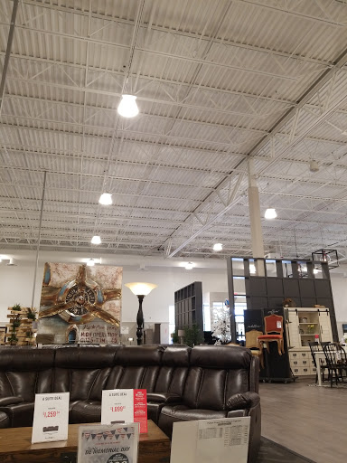 Furniture Store «Value City Furniture», reviews and photos, 13961 Manchester Rd, Ballwin, MO 63011, USA