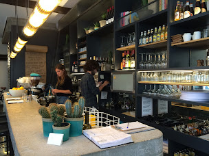 Photo n°192 de Marcelle - Rue de Grenelle à Paris ()