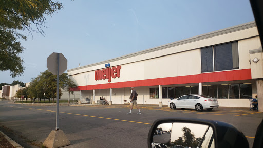 Grocery Store «Meijer», reviews and photos, 3825 Carpenter Rd, Ypsilanti, MI 48197, USA