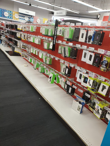 Office Supply Store «Staples», reviews and photos, 2052 S Bundy Dr, West Los Angeles, CA 90025, USA