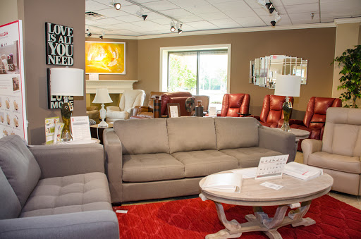 Furniture Store «Roberts Furniture & Mattress», reviews and photos, 3032 Richmond Rd, Williamsburg, VA 23185, USA