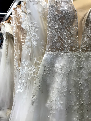 Bridal Shop «Darianna Bridal & Tuxedo», reviews and photos, 241 Easton Rd, Warrington, PA 18976, USA