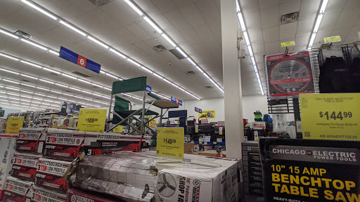 Hardware Store «Harbor Freight Tools», reviews and photos, 6808 W Greenfield Ave, West Allis, WI 53214, USA