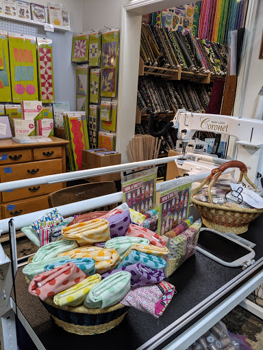 Quilt Shop «The Nimble Thimble Quilt Shop», reviews and photos, 7455 Monterey Rd, Gilroy, CA 95020, USA