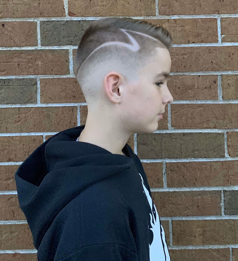 Barber Shop «Famous Fadez Hanover Park», reviews and photos, 2149 Irving Park Rd, Hanover Park, IL 60133, USA