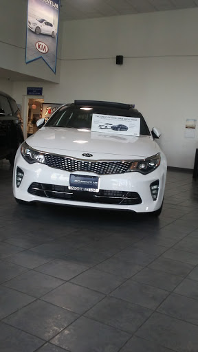 Momentum Kia, 4325 Sonoma Blvd, Vallejo, CA 94589, USA, 