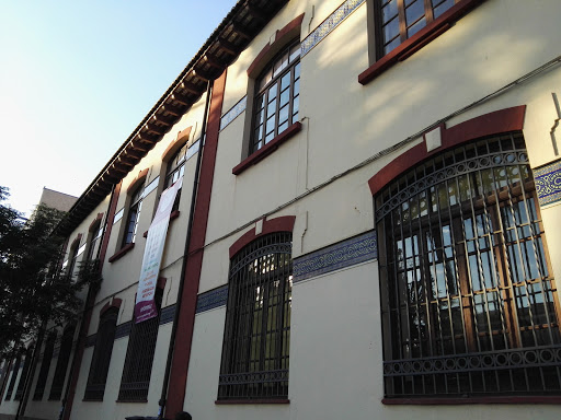 Escuelas de Artesanos en Valencia