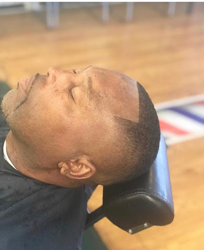 Barber Shop «Top Of The Line Barbershop», reviews and photos, 1002 W Little Creek Rd, Norfolk, VA 23505, USA