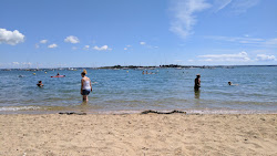 Plage de Penera'in fotoğrafı geniş bir kıyı şeridi ile birlikte