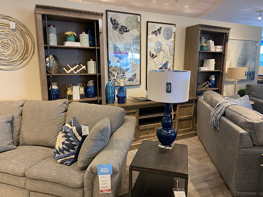 Furniture Store «La-Z-Boy Furniture Galleries», reviews and photos, 2328 Lincoln Hwy, Langhorne, PA 19047, USA