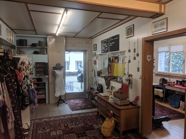 Second Love Vintage Store - Schwyz
